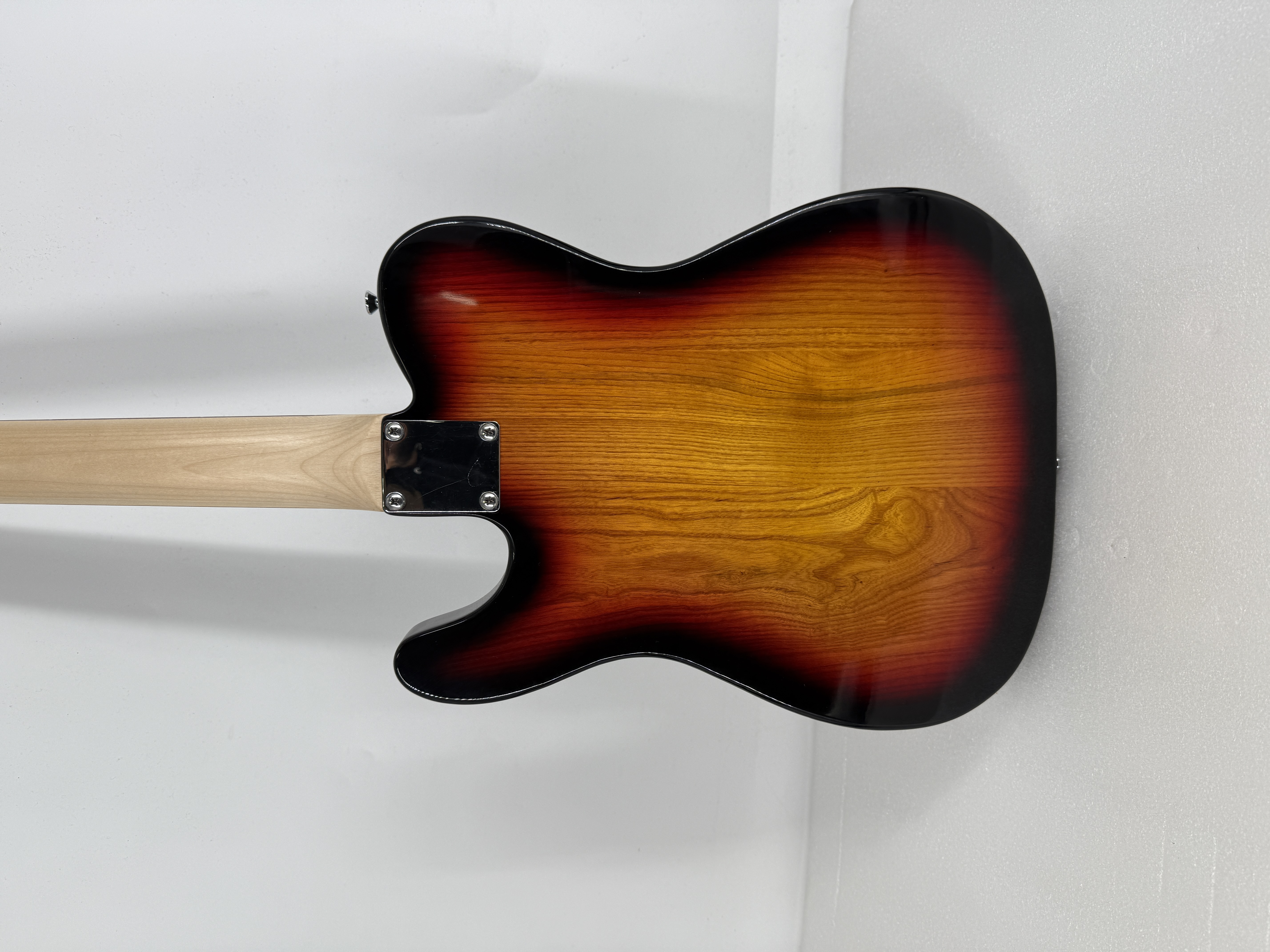 本日24時まで限定値下げ‼️futra プロトタイプ5弦ベースウェンジネック B.C.Rich TARGET by Fernandes WARLOCK ワーロックシェイプ