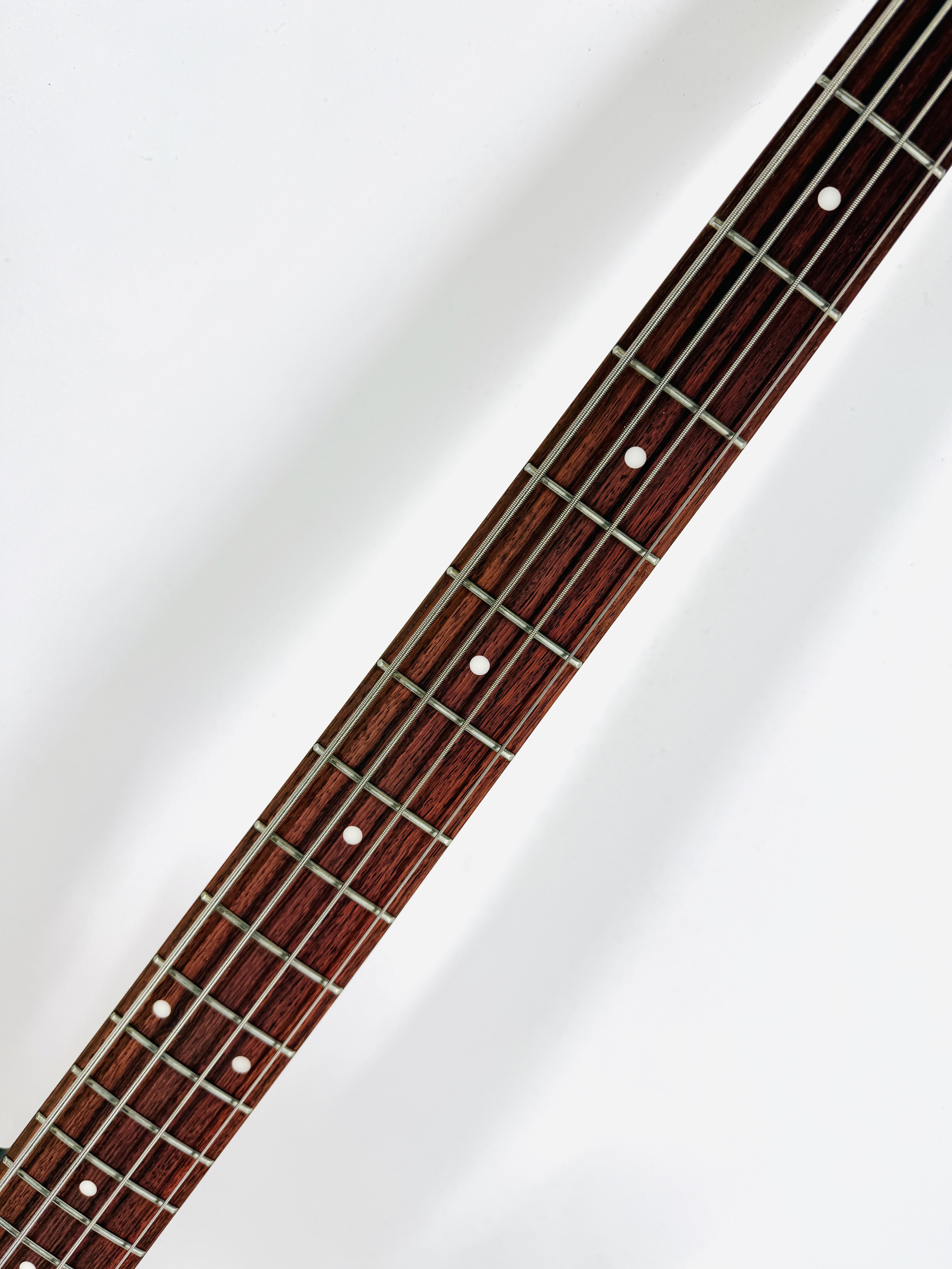 futra guitars 5弦ベース　ウェンジネック futra guitars 5弦ベース ウェンジネック